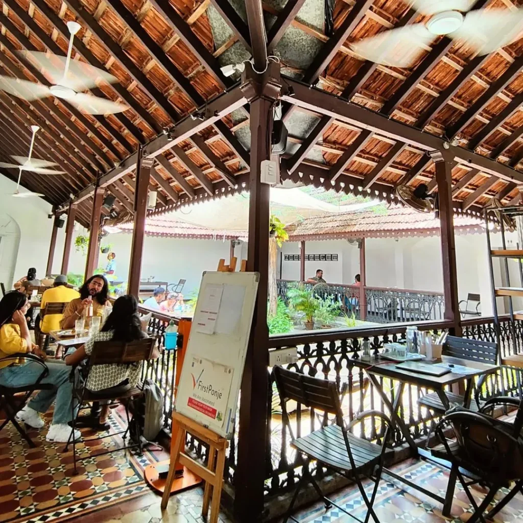 Best-cafes-In-Goa.-bodega-cafe