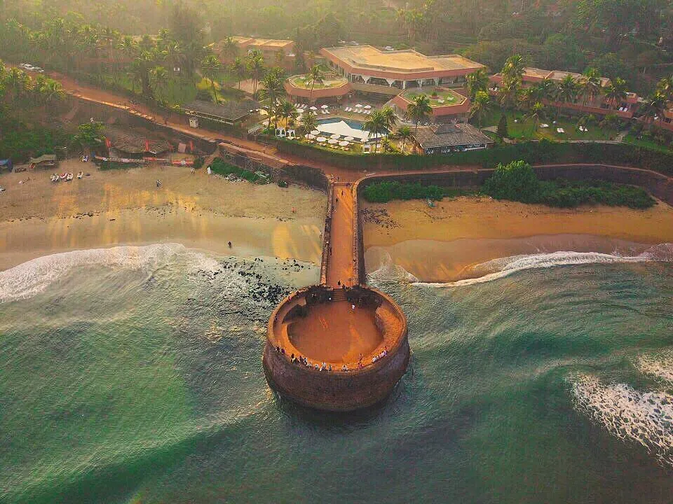 Forts In Goa. Sinquerim Fort goa